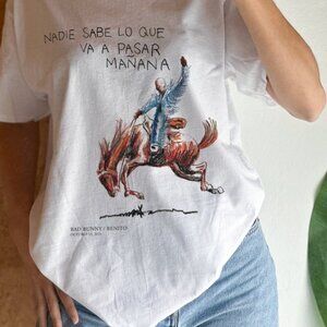 Bad Bunny T-Shirt Nadie Sabe Lo Que Va A Pasar Manana Cowboy Graphic 81